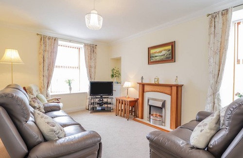 Buckie Cottage | 145 m² Cottage ∙ 4 bedrooms ∙ 7 guests