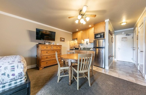Truckee Condo | 146 Bldg C 1 Bedroom Condo
