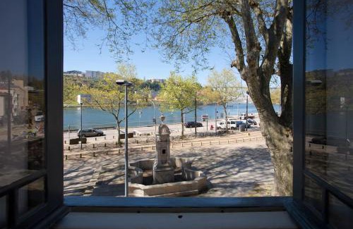 Lordelo do Ouro e Massarelos House | 14º Esquadra — Cais das Pedras Guest House