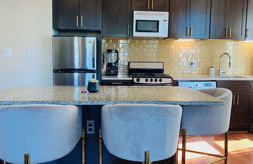 Cardozo Condo | 14th Street Stay