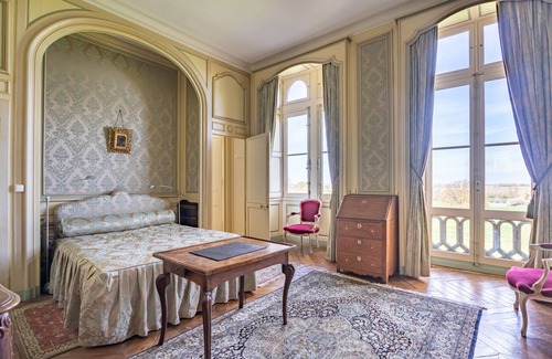 Dangeul Other | 15 Bedroom Castle in Dangeul