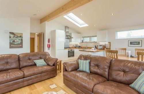 Dobwalls House | 15 Faraway Fields