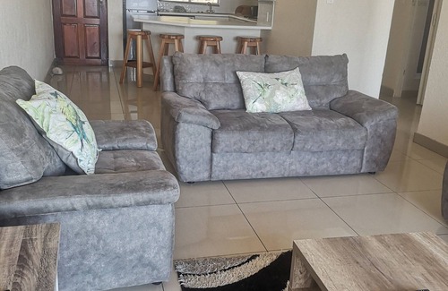 Umdloti Apartment | 15 Isikhulu