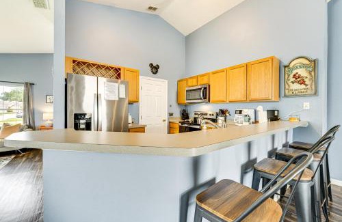 Tivoli Manor House | 15 Mi to Disney Home with Pool and Lanai in Davenport