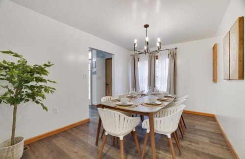 East Stroudsburg House | 15 Min to Ski Resorts, Dog Friendly, Cozy 3 BR, Game Area & Fire Pit