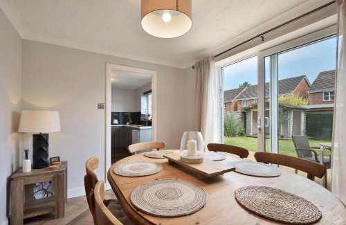 Hereford House | 15 Mins Walk To City Park 3 Carsgardenshopspub