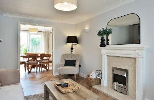 Hereford House | 15 Mins Walk To City Park 3 Carsgardenshopspub