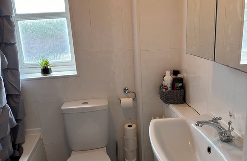 Thamesmead Apartment | 15-MinuteExquisite commute to London City with Unique OutdoorGardennnnnnnnnnnnn