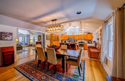 Pittsfield House | 15 Minutes to Killington & Golf - 2 Living Rooms - Next to Riverside Farm