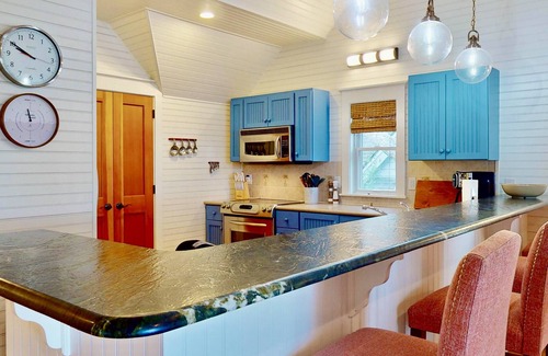 Keepers Landing House | 15% Off Summer 2025! Marshfront Views, Dock, Fishing, Crabbing, BHI & Shoals - Keepers Landing