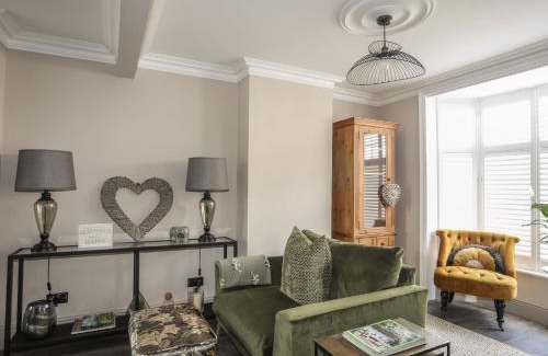Beaumaris House | 15 Rosemary Lane