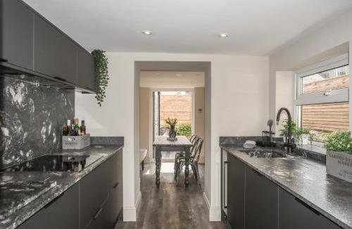 Beaumaris House | 15 Rosemary Lane