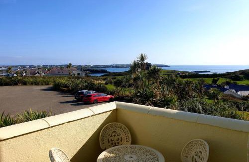 Trearddur Bay House | 15 The CLIFF APARTMENT-2 BED- SEA VIEW