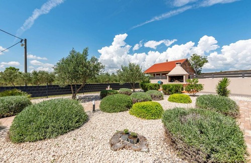 Pristeg Villa | 150 m² Villa ∙ 3 bedrooms ∙ 8 guests