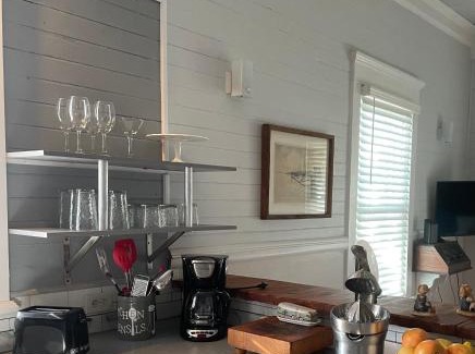 Downtown Historic District House | 150 year old Restored Lincolnville cottage