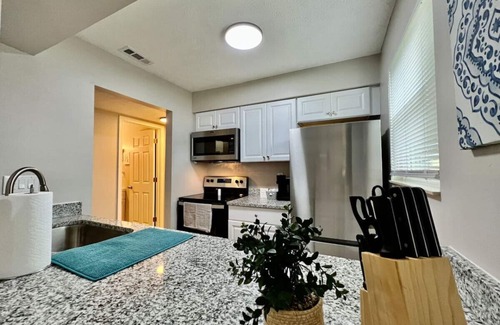 Middletown Apartment | 1510 B is a great 2 bedroom stay