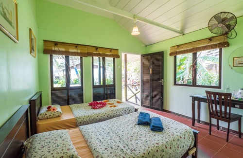 Tioman Island Hotel | 1511 Coconut Grove