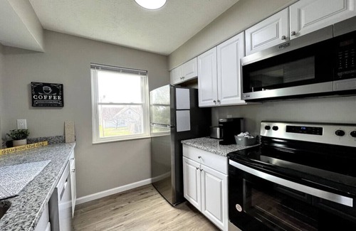 Middletown Apartment | 1520 Bonita C - Large template · 1520 Large 2-bed with laundry