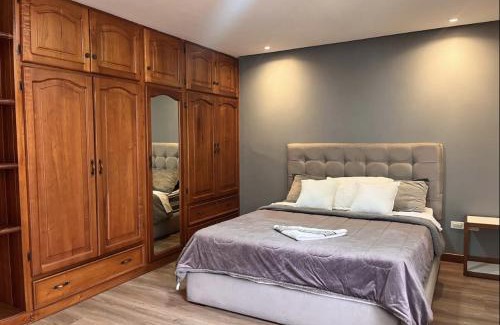 San Sebastian House | 1520 Casa Equipada cerca Hotel Oro Verde Cuenca