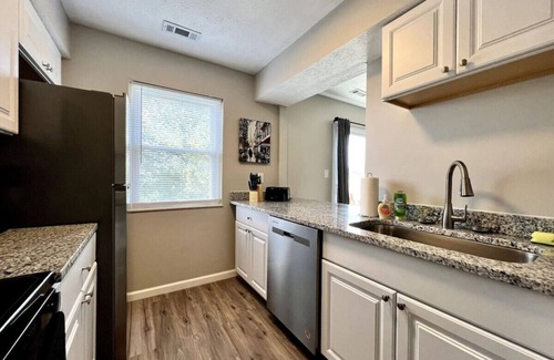 Middletown Apartment | 1520 G Bonita · TWO Bedroom Remodeled Middletown w Private Laundry