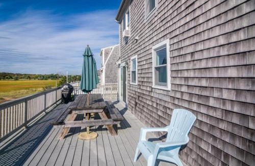 East Sandwich House | 154 North Shore Boulevard East Sandwich - Cape Cod