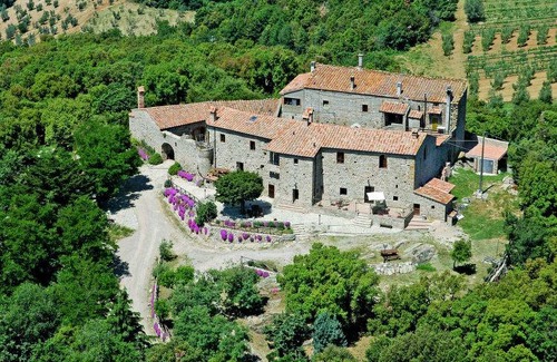 Roccastrada House | 155 m² Farmhouse ∙ 4 bedrooms ∙ 8 guests