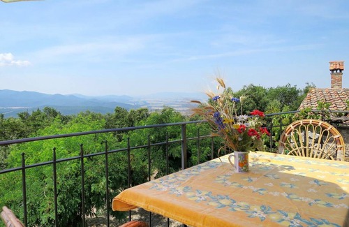 Roccastrada Villa | 155 m² Villa ∙ 4 bedrooms ∙ 8 guests