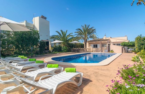 Badia Blava Villa | 158 m² Villa ∙ 3 bedrooms ∙ 6 guests