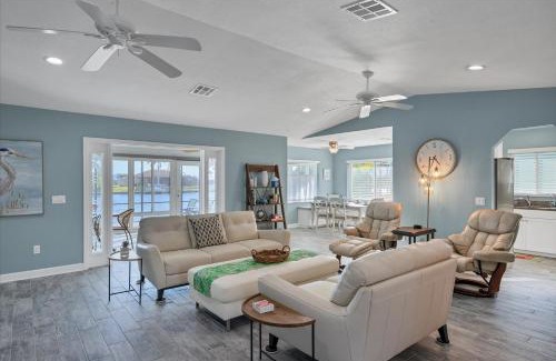 South Gulf Cove House | 15826 Aqua