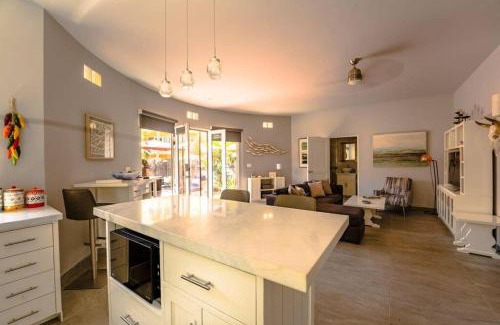 Cerritos Apartment | 15A Beautiful Brand New 2BR 2BA Condominium Pool