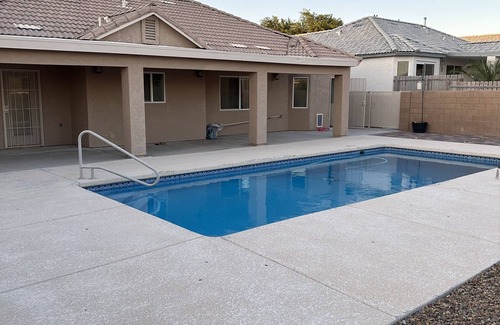 Bullhead City House | 15mins away from the Laughlin, NV Hotel strip and Lake Mohave with tons to do.