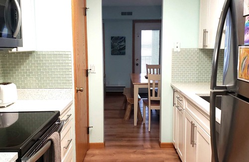 Traverse City Condo | #16 ELK RAPIDS BEACH CONDOMINIUM
