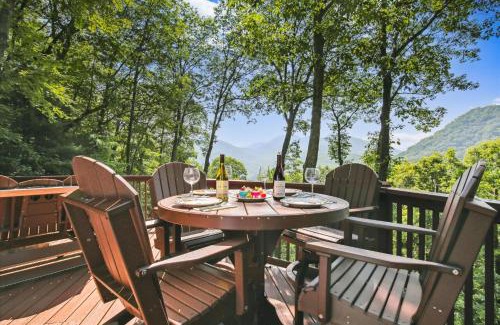 Asheville House | 16 Mi To Dt, Hot Tub, Fire Pit, Fp, Secluded