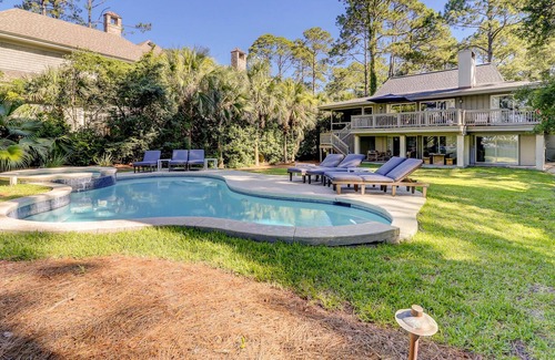 Sea Pines House | 16 Painted Bunting