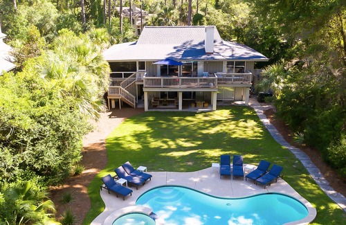 Sea Pines House | 16 Painted Bunting
