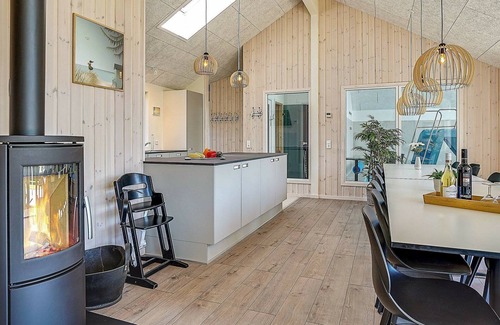 Olpenitz House | 16 person holiday home in Hasselberg