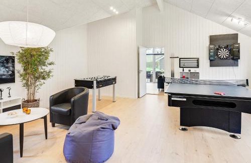 Bøtø By House | 16 person holiday home in Væggerløse