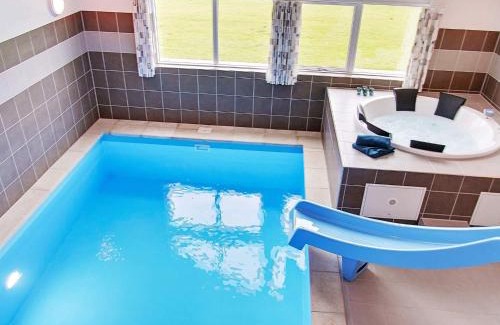 Olpenitz House | 16 person holiday home in Hasselberg