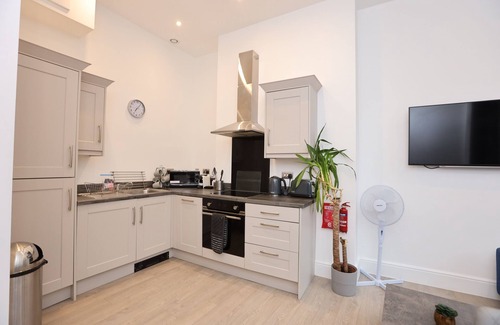 Liverpool City Centre Apartment | 16 Queen Avenue