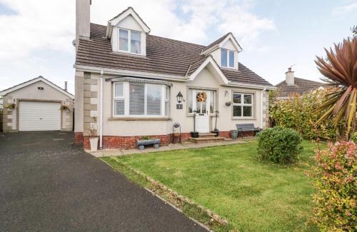 Ballycastle House | 16 Whitehall Place