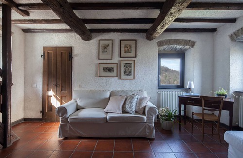 Vezzano Ligure House | 1600 farmhouse-swimming pool-WI-FI and free parking