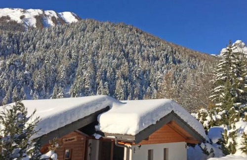 Ovronnaz Ski Chalet | 1610 ft² Chalet