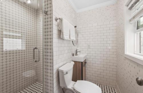 Balboa Peninsula Apartment | 1628 West Oceanfront Oasis 6