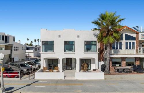 Balboa Peninsula Apartment | 1628 West Oceanfront Oasis 6