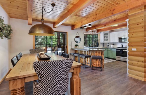 Evergreen Estates Cabin | 165 m² Cabin ∙ 3 bedrooms ∙ 6 guests