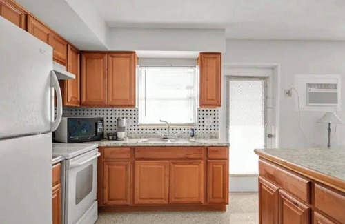 Old Southeast Cottage | 165 Steps From Paradise By Coastal Cottages