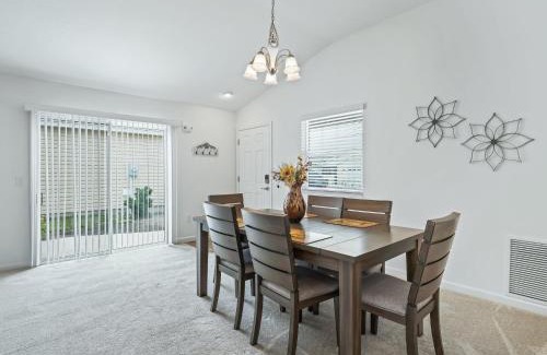Wildwood Villa | 1657 Z6 VILLAGE OF MONARCH GROVE by REMAX Premier