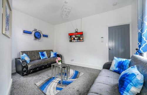 Leeds Apartment | -16PT- For your relaxed & Cosy stay & Free Parking