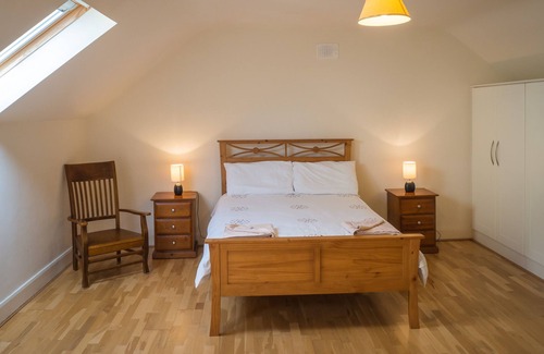 Clifden House | 17 Canons Lane