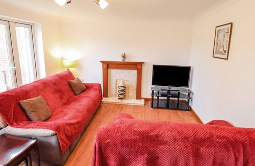 Frampton House | 17 KINGS COURT, pet friendly, character holiday cottage in Kirton